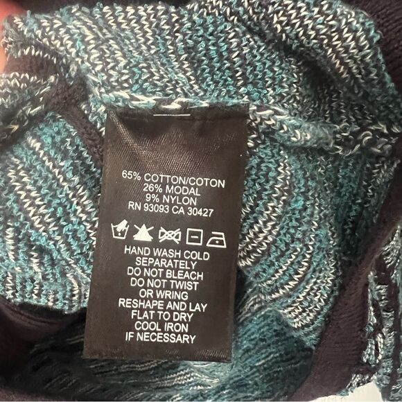 Nic + Zoe Petite Textured Fold Over Collar Short Full Zip Sweater Jacket - Picture 4 of 5